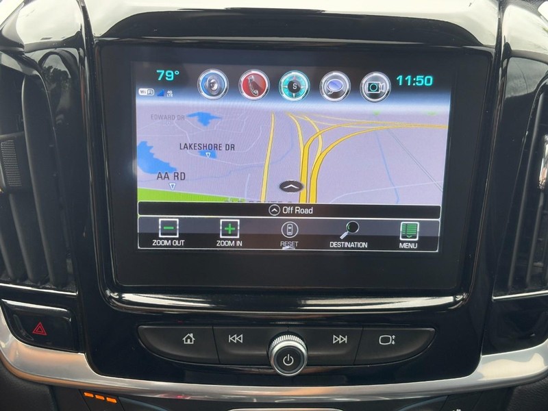 Chevrolet Traverse Vehicle Full-screen Gallery Image 24