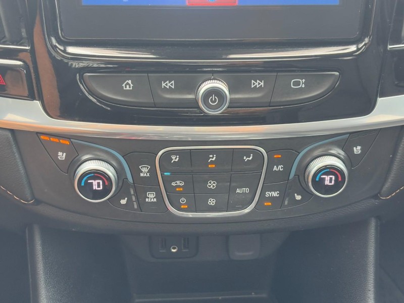 Chevrolet Traverse Vehicle Full-screen Gallery Image 26