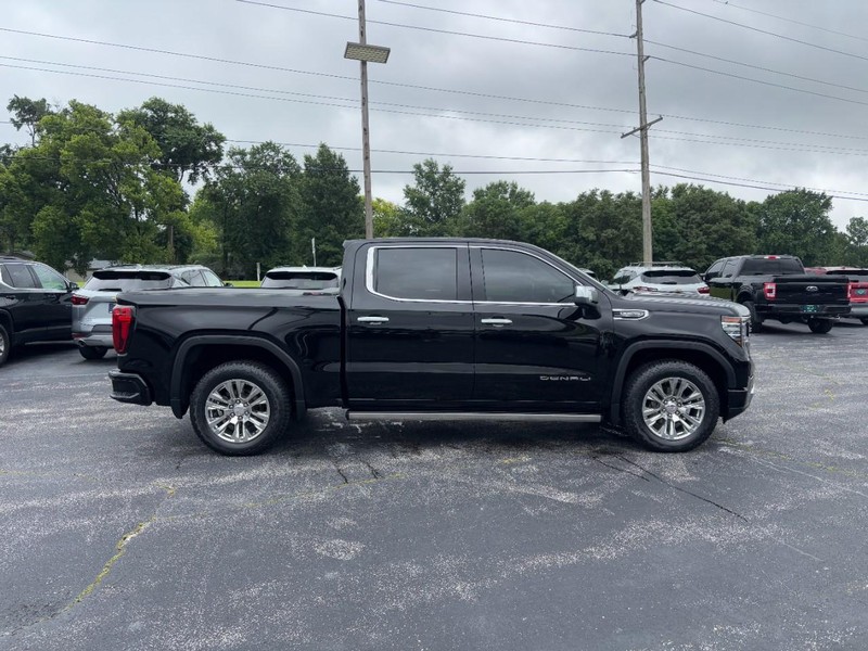 GMC Sierra 1500 Vehicle Full-screen Gallery Image 6