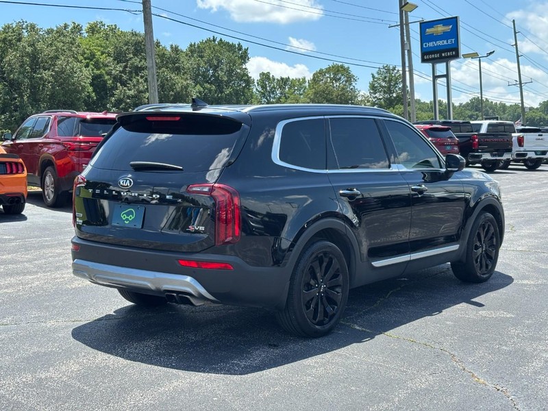 Kia Telluride Vehicle Full-screen Gallery Image 5
