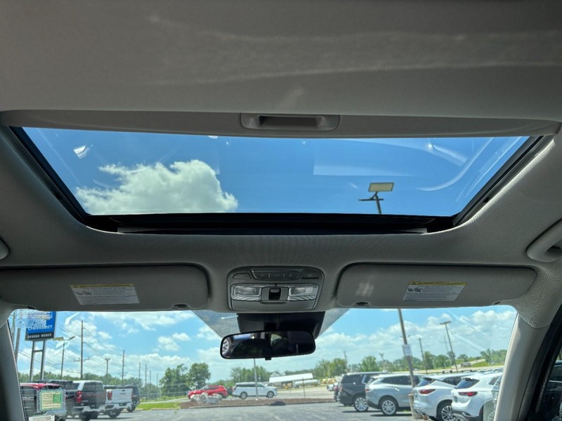 Kia Telluride Vehicle Full-screen Gallery Image 12
