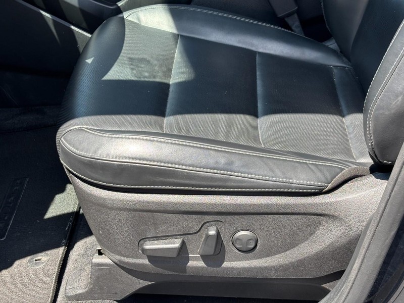 Kia Telluride Vehicle Full-screen Gallery Image 17