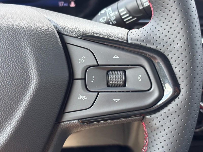 Chevrolet TrailBlazer Vehicle Full-screen Gallery Image 13