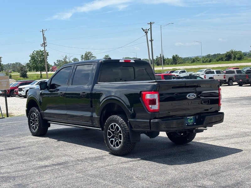 Ford F-150 Vehicle Full-screen Gallery Image 3