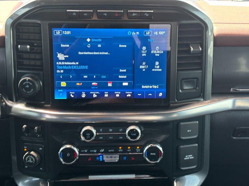 Ford F-150 Vehicle Full-screen Gallery Image 13