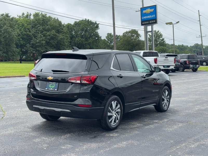 Chevrolet Equinox Vehicle Full-screen Gallery Image 5