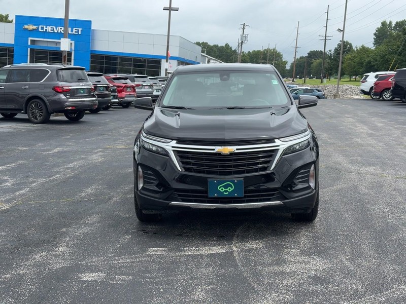 Chevrolet Equinox Vehicle Full-screen Gallery Image 8