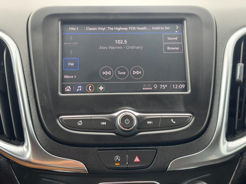 Chevrolet Equinox Vehicle Full-screen Gallery Image 20