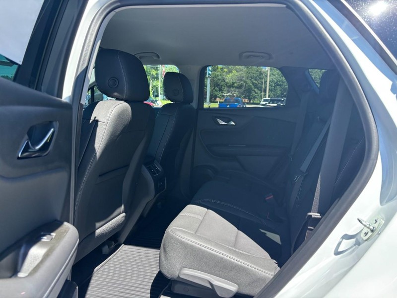 Chevrolet Blazer Vehicle Full-screen Gallery Image 5