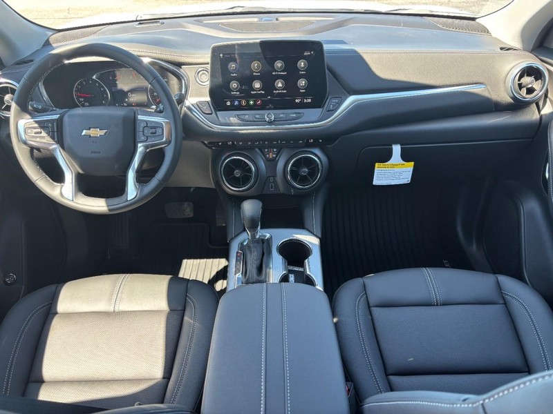 Chevrolet Blazer Vehicle Full-screen Gallery Image 6