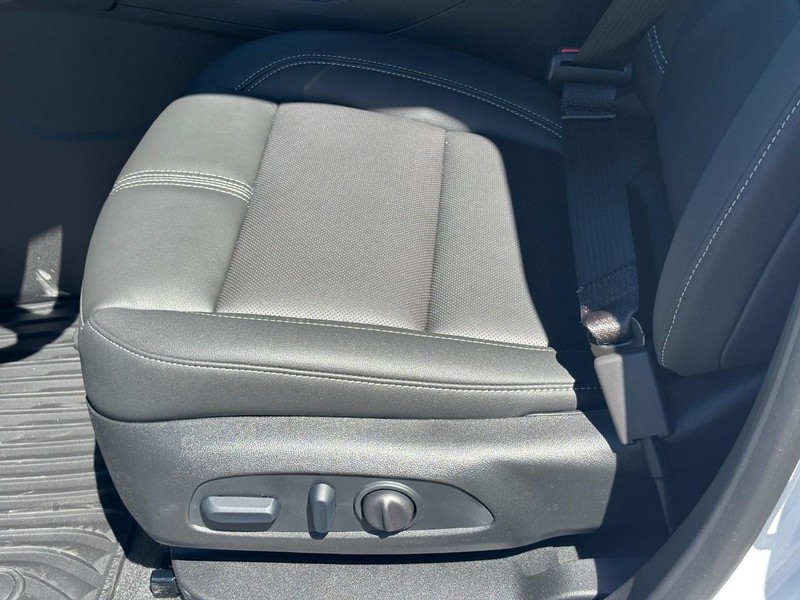 Chevrolet Blazer Vehicle Full-screen Gallery Image 10