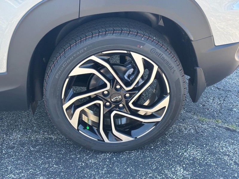 Chevrolet TrailBlazer Vehicle Full-screen Gallery Image 4