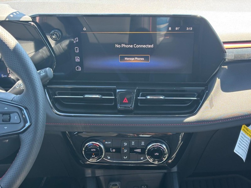 Chevrolet TrailBlazer Vehicle Full-screen Gallery Image 8