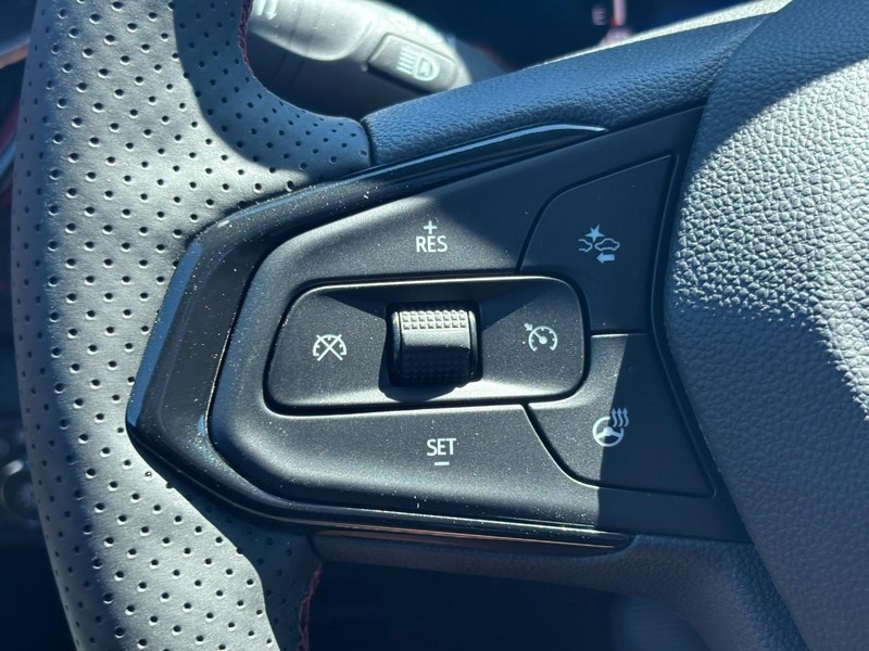 Chevrolet TrailBlazer Vehicle Full-screen Gallery Image 12