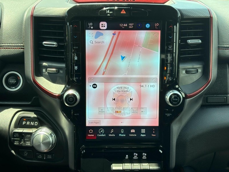 Ram 1500 Vehicle Full-screen Gallery Image 13