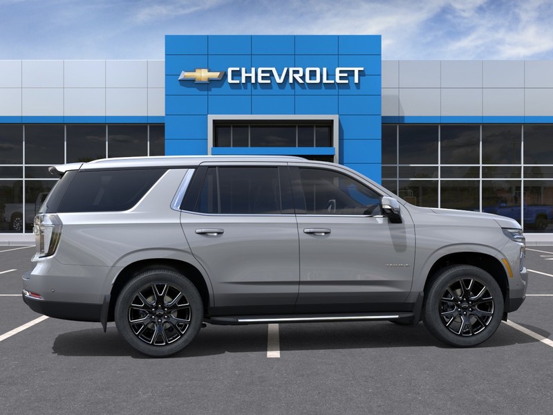 Chevrolet Tahoe Vehicle Full-screen Gallery Image 5