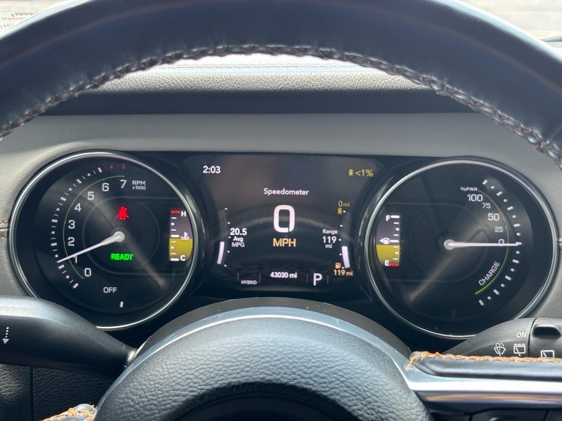 Jeep Wrangler 4xe Vehicle Full-screen Gallery Image 19