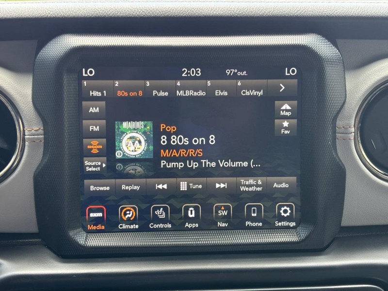 Jeep Wrangler 4xe Vehicle Full-screen Gallery Image 20