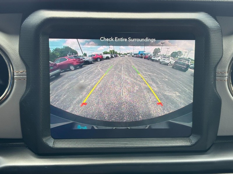 Jeep Wrangler 4xe Vehicle Full-screen Gallery Image 22