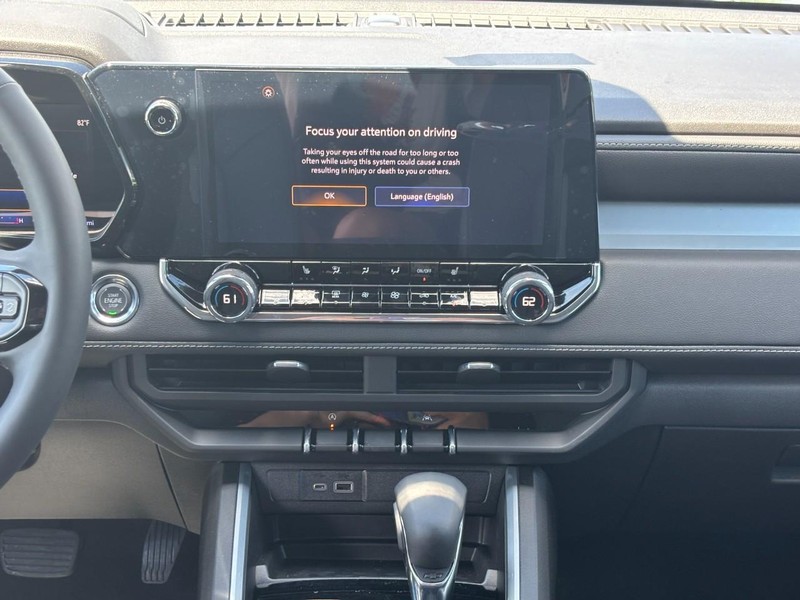 Chevrolet Colorado Vehicle Full-screen Gallery Image 8