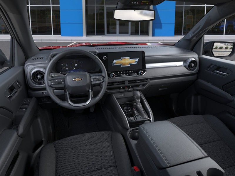 Chevrolet Colorado Vehicle Full-screen Gallery Image 15