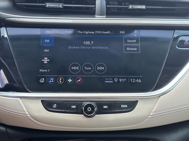 Buick Encore GX Vehicle Full-screen Gallery Image 20