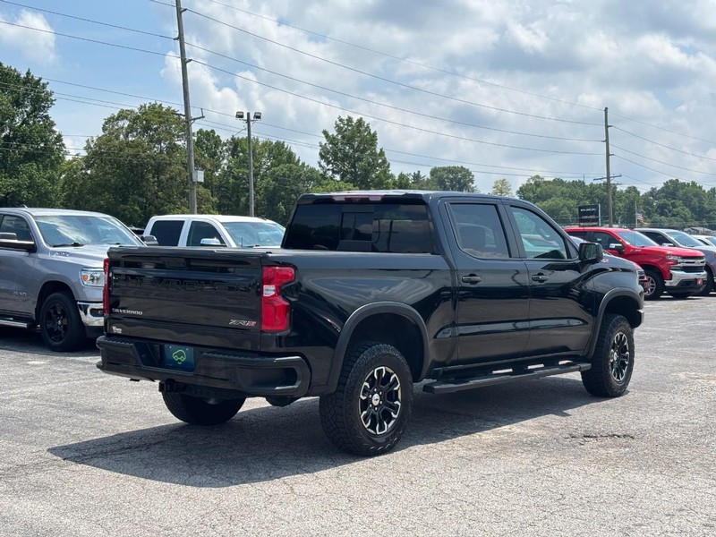 Chevrolet Silverado 1500 Vehicle Full-screen Gallery Image 5