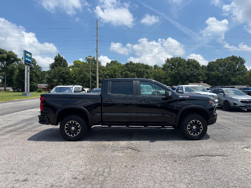 Chevrolet Silverado 1500 Vehicle Full-screen Gallery Image 6