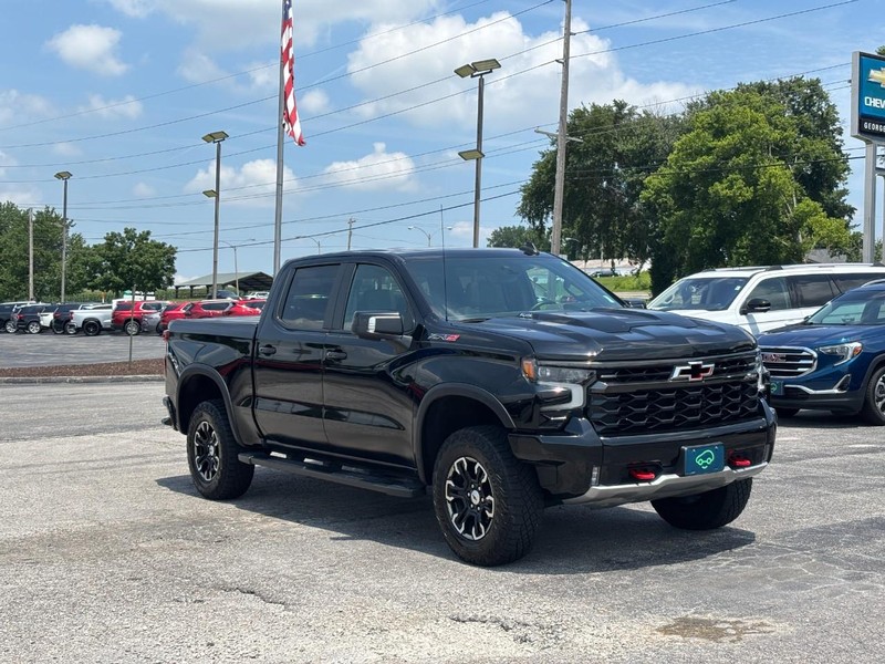Chevrolet Silverado 1500 Vehicle Full-screen Gallery Image 7