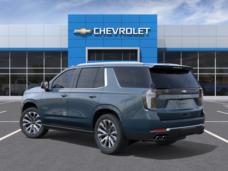 Chevrolet Tahoe Vehicle Full-screen Gallery Image 3