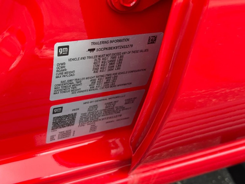 Chevrolet Silverado 1500 Vehicle Full-screen Gallery Image 17