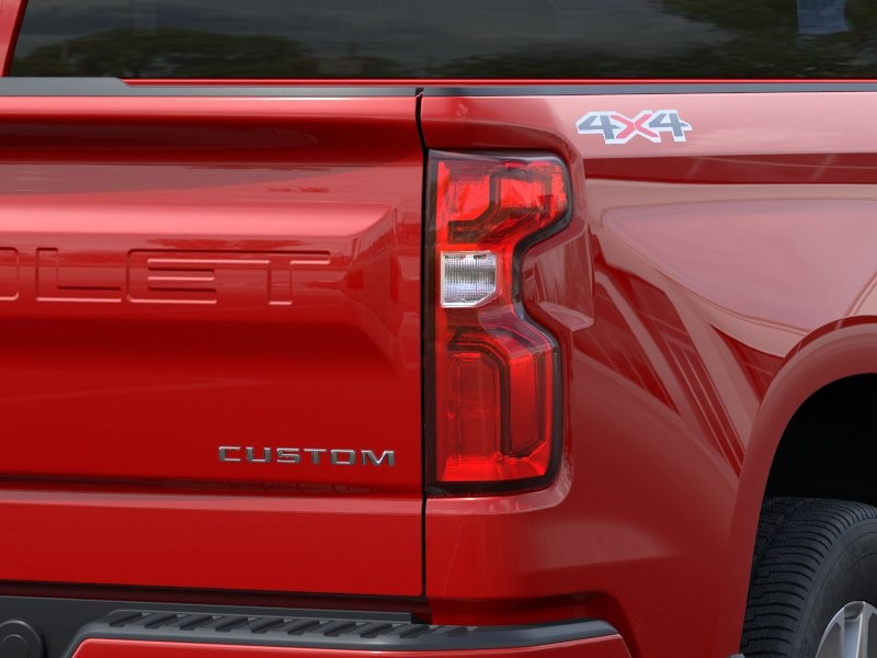 Chevrolet Silverado 1500 Vehicle Full-screen Gallery Image 11