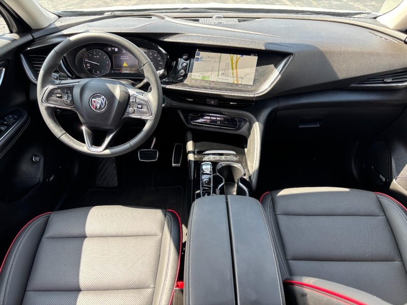 Buick Envision Vehicle Full-screen Gallery Image 11