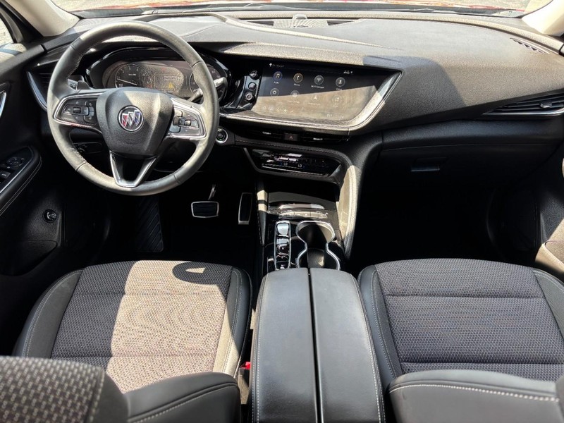Buick Envision Vehicle Full-screen Gallery Image 11