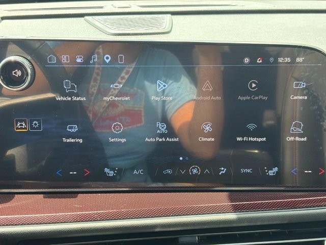 Chevrolet Traverse Vehicle Full-screen Gallery Image 21