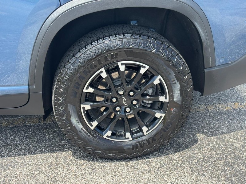 Chevrolet Traverse Vehicle Full-screen Gallery Image 9