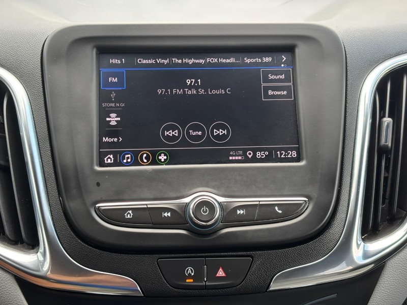 Chevrolet Equinox Vehicle Full-screen Gallery Image 20