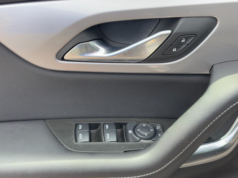 Chevrolet Blazer Vehicle Full-screen Gallery Image 16