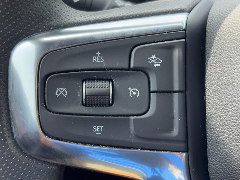 Chevrolet Blazer Vehicle Full-screen Gallery Image 17