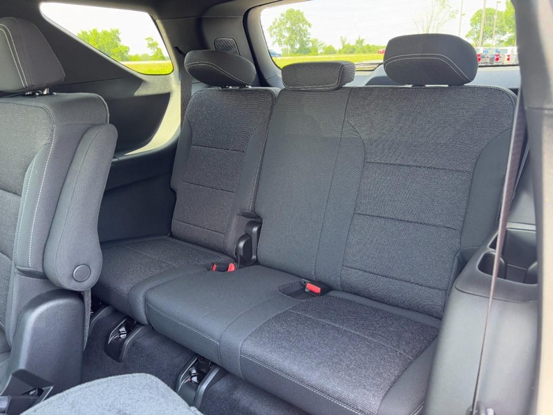 Chevrolet Traverse Vehicle Full-screen Gallery Image 5