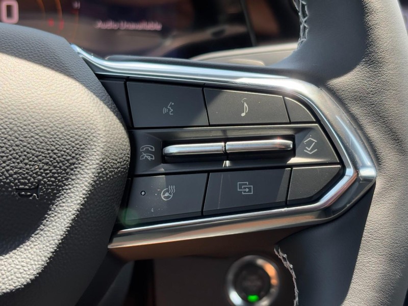 Chevrolet Traverse Vehicle Full-screen Gallery Image 14