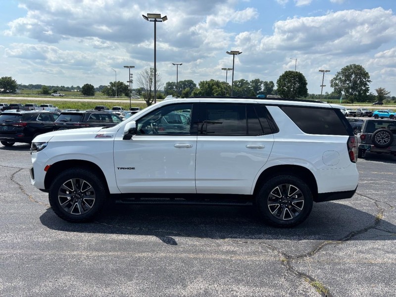 Chevrolet Tahoe Vehicle Full-screen Gallery Image 2