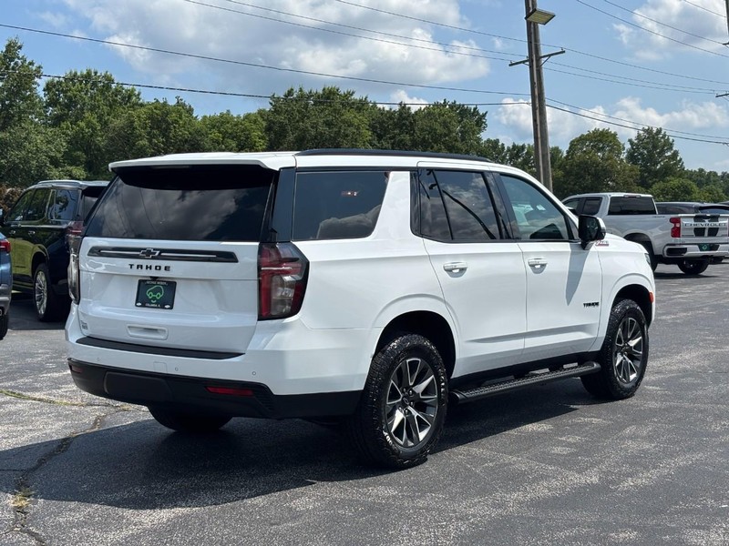 Chevrolet Tahoe Vehicle Full-screen Gallery Image 5
