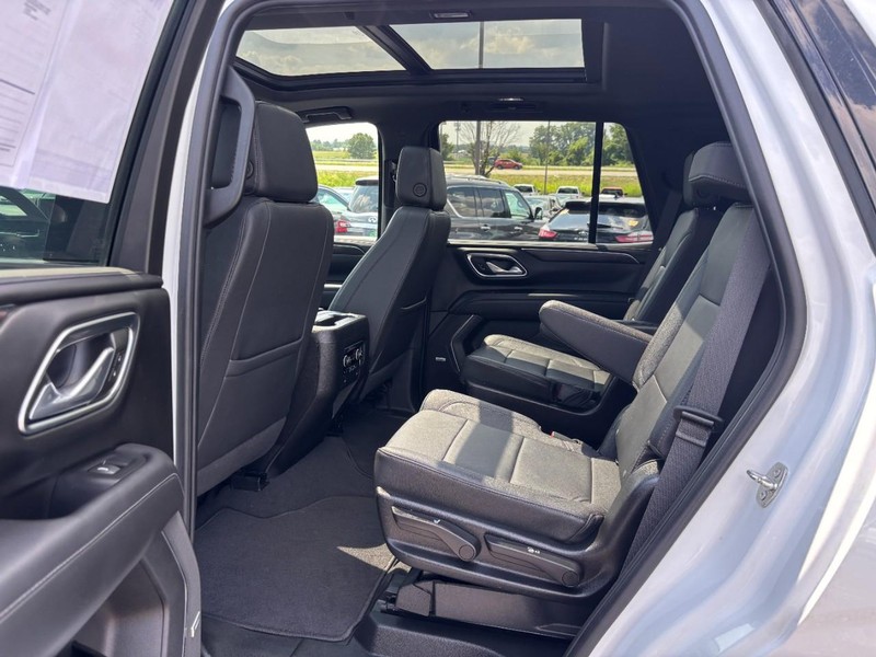 Chevrolet Tahoe Vehicle Full-screen Gallery Image 11