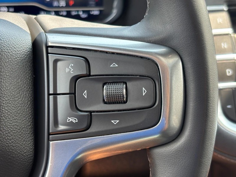 Chevrolet Tahoe Vehicle Full-screen Gallery Image 19