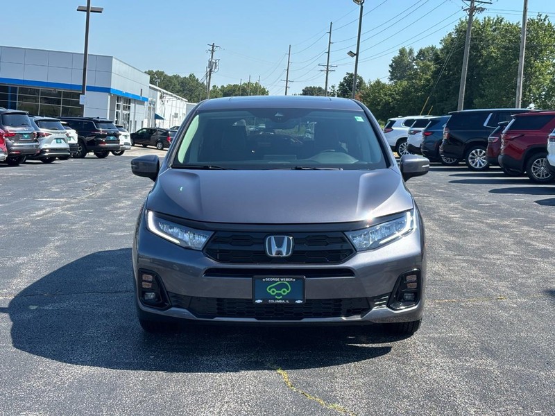 Honda Odyssey Vehicle Full-screen Gallery Image 8