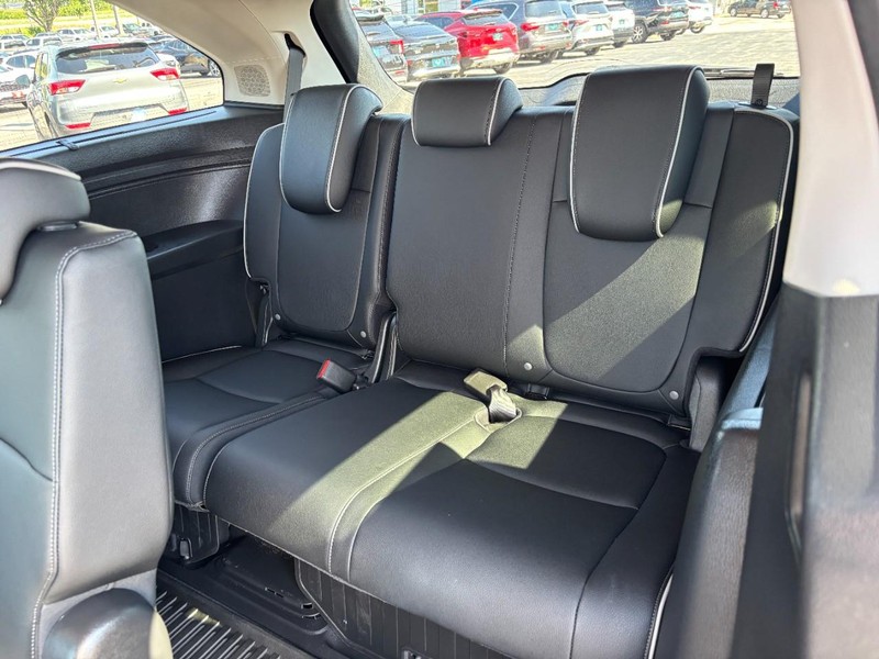 Honda Odyssey Vehicle Full-screen Gallery Image 10