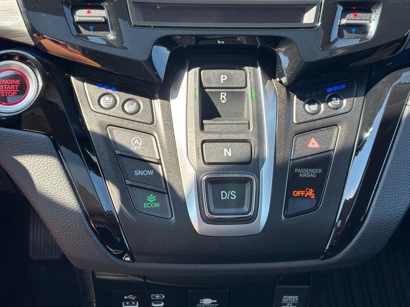Honda Odyssey Vehicle Full-screen Gallery Image 26