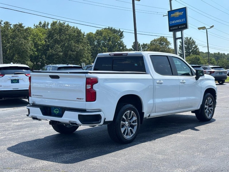 Chevrolet Silverado 1500 Vehicle Full-screen Gallery Image 5