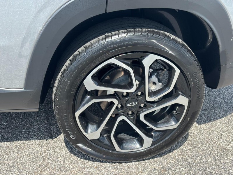 Chevrolet Trax Vehicle Full-screen Gallery Image 9